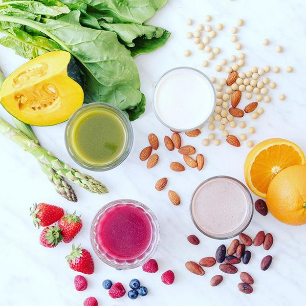 エンナチュラル Instagram お正月のごちそうの後は、低糖質プロテインでスリムとキレイをチャージ